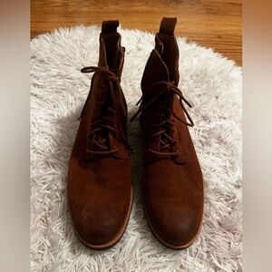 Clark’s Men's Brown Suede Boots
